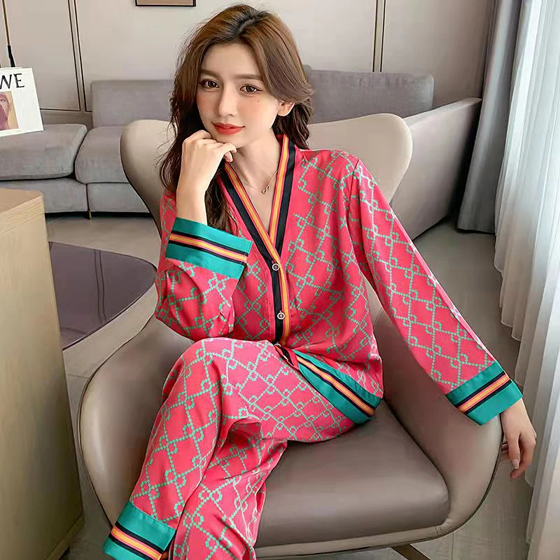 

2022 Summer Silk Pajamas Leopard Print Women‘s Pajamas for Women Nightwear Pajama Two Piece Set Satin Silk Pyjamas Loungewear