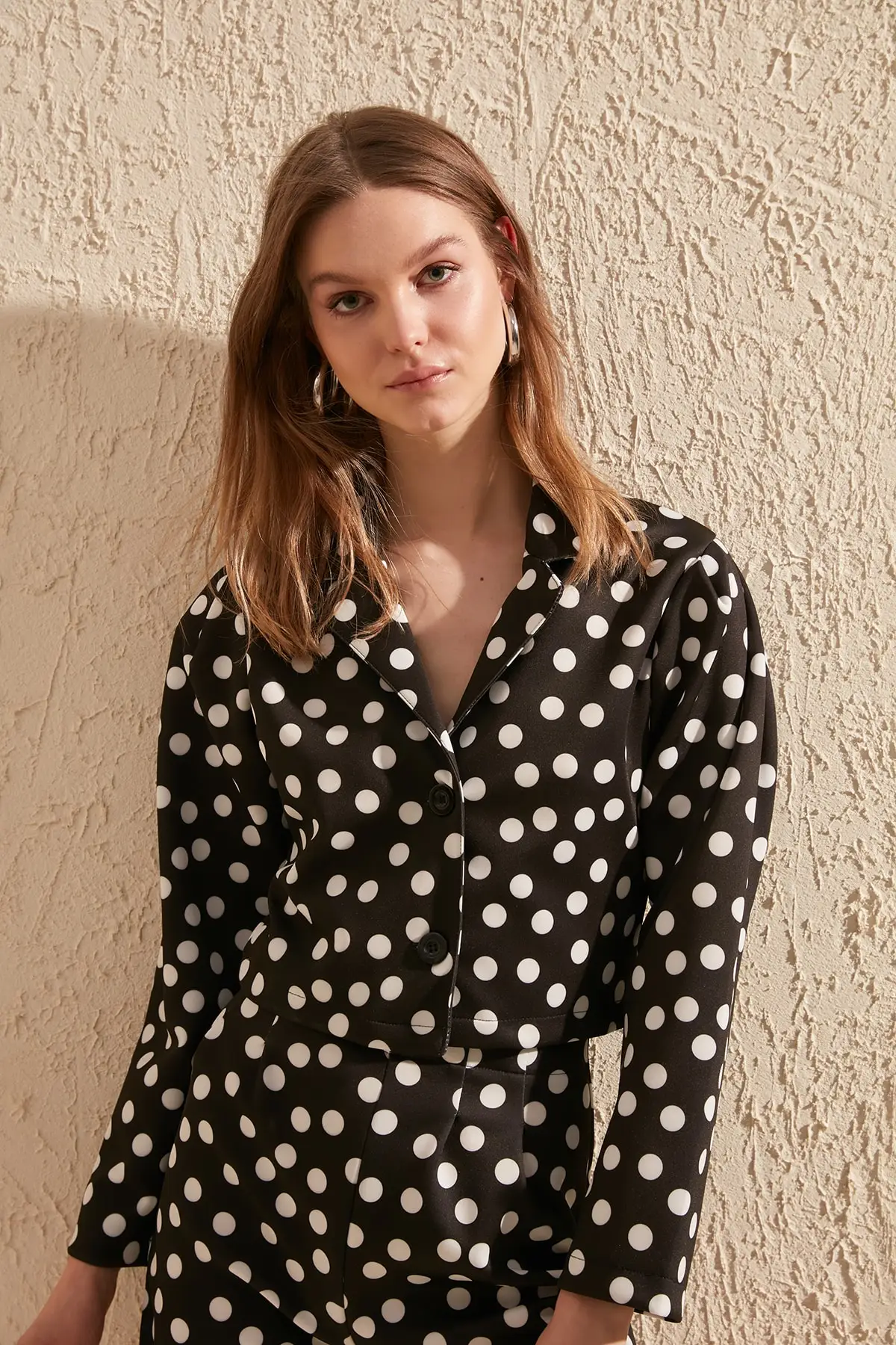 Трикотажное пальто в горошек|Женские куртки| |