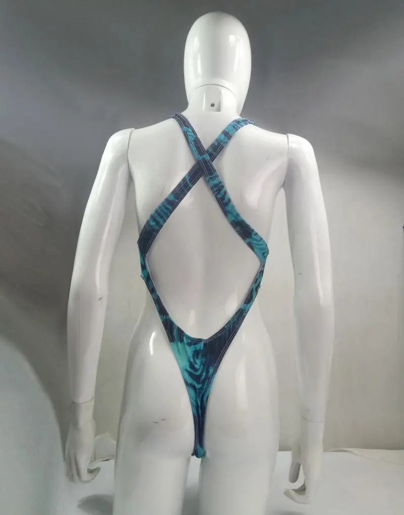 W7284 Женское боди с высоким вырезом и перекрестной спинкой Камуфляжный Тигр