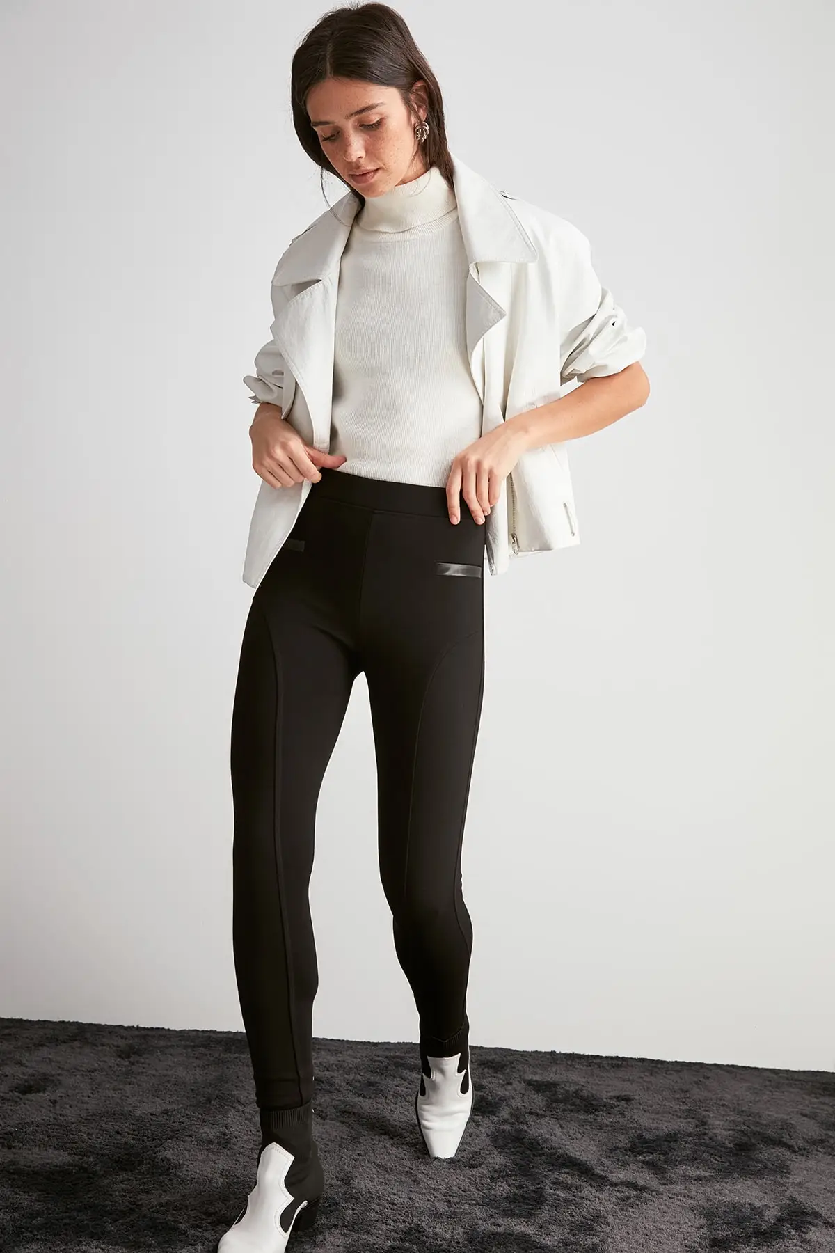 Trendyol трикотажные леггинсы из искусственной кожи TWOAW20TA0077 | Женская одежда