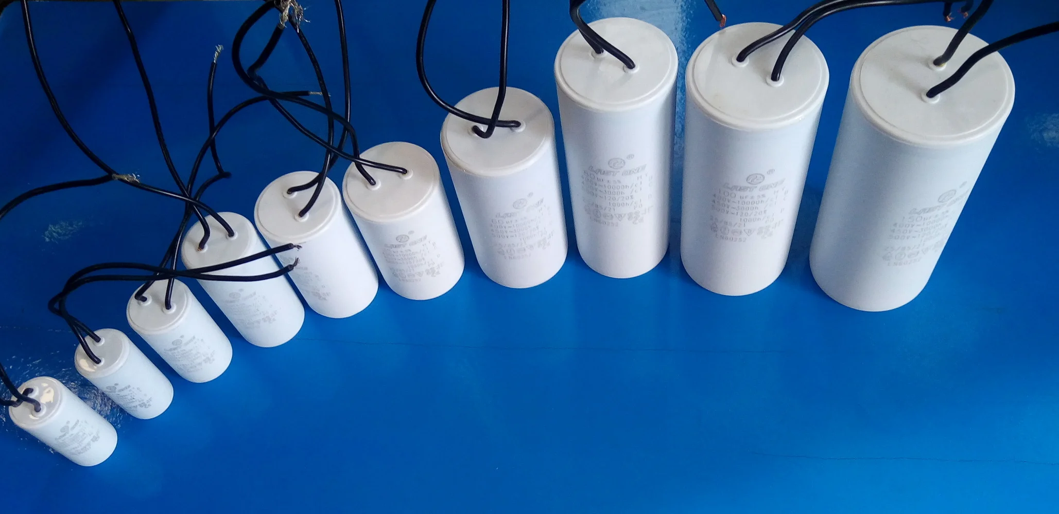 CBB-60 1uF...150uF x 450V 1мкФ-150мкФ 450В конденсатор пусковой для электродвигателя провода |