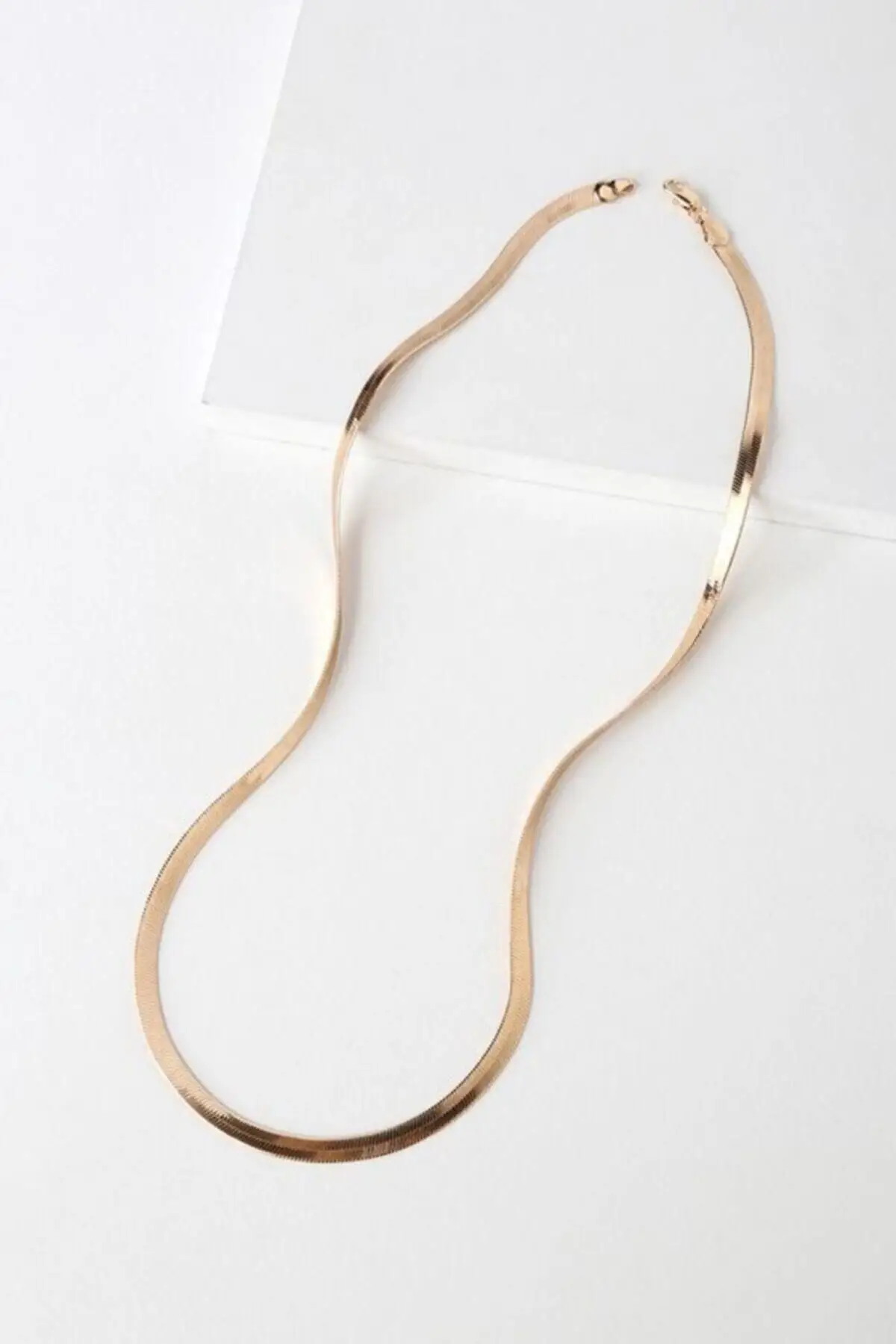 

ELEGANT, STYLISH AND COOL GOLD ITALIAN CHAIN NECKLACE GIFT OR USE A GOLD NECKLACE WITH FINE CRAFTSMANSHIP AND SOLID MATERIAL