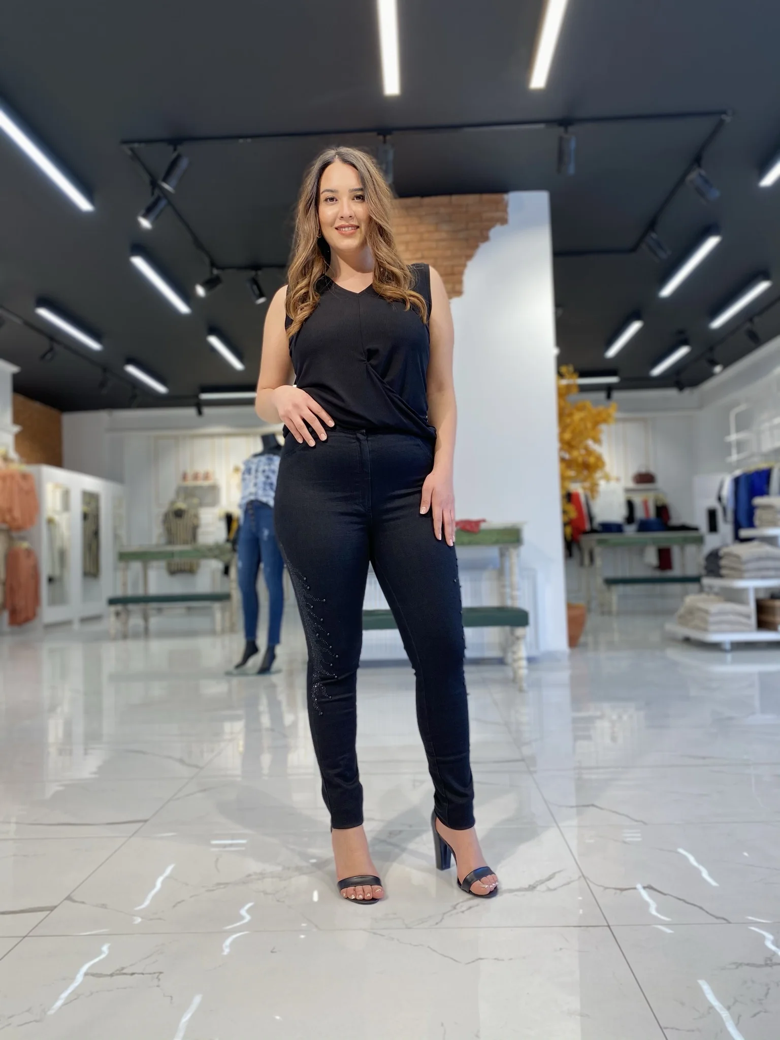 

Women Spring Summer Plus Size Black Denim Pants Pearl Stone Print On Lycra Thick Gabardine. 85% Cotton 2% Lycra 13% Polyester