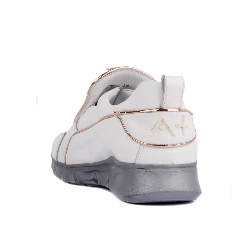

Custom Production-White Leather Women Casual Shoes