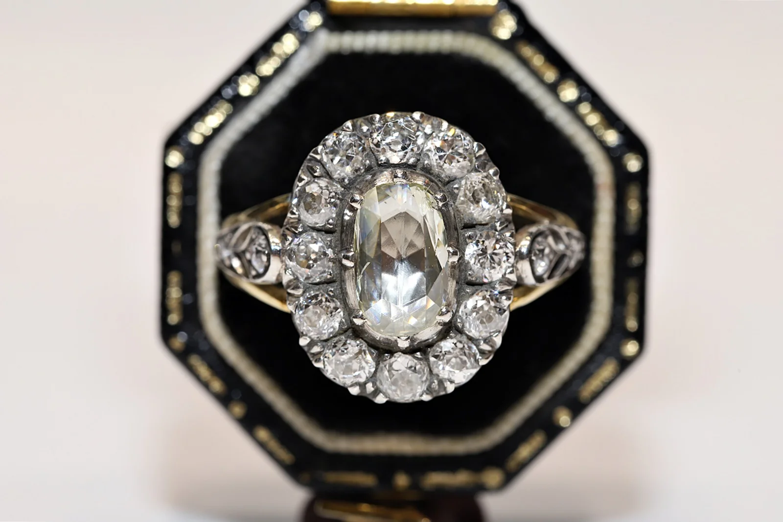 

Antique Victorian Time Style 18k Gold New Hand Made Natural Rose Cut Diamond And Diamond Decorated Amazing Ring