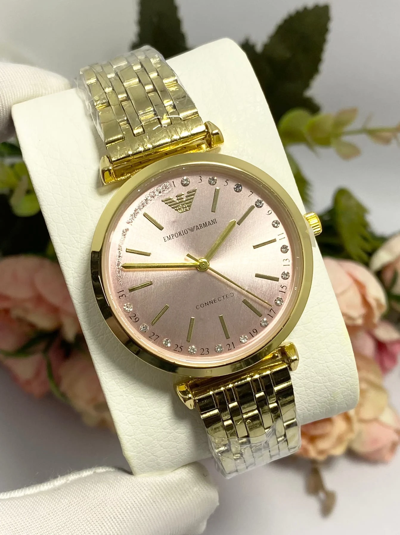 Наручные кварцевые часы |