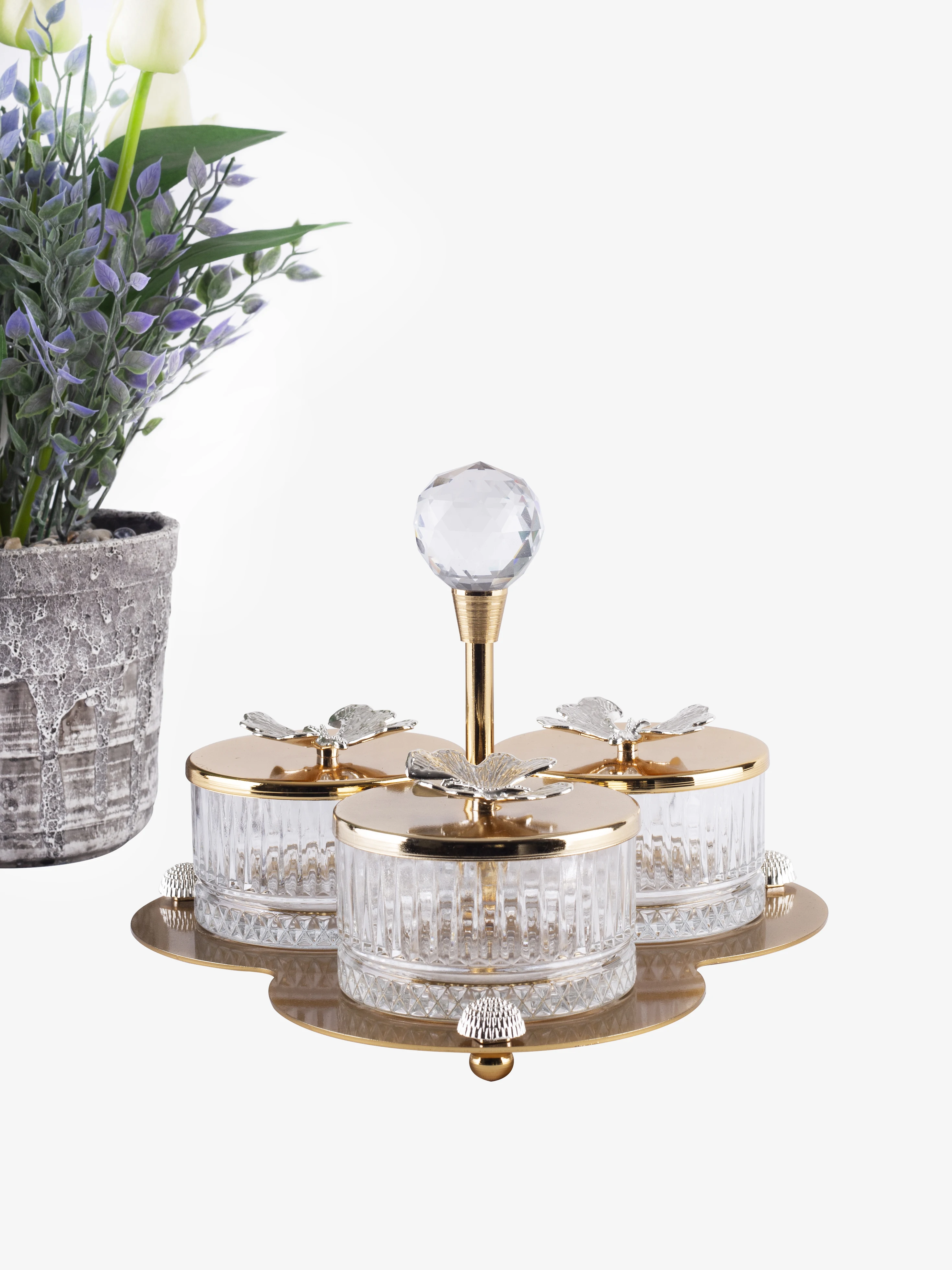 

3 Compartment Snack Chocolate Candy Service Set Metal Glass Material Butterfly Lids Design Kitchen Living Room Home Decorative