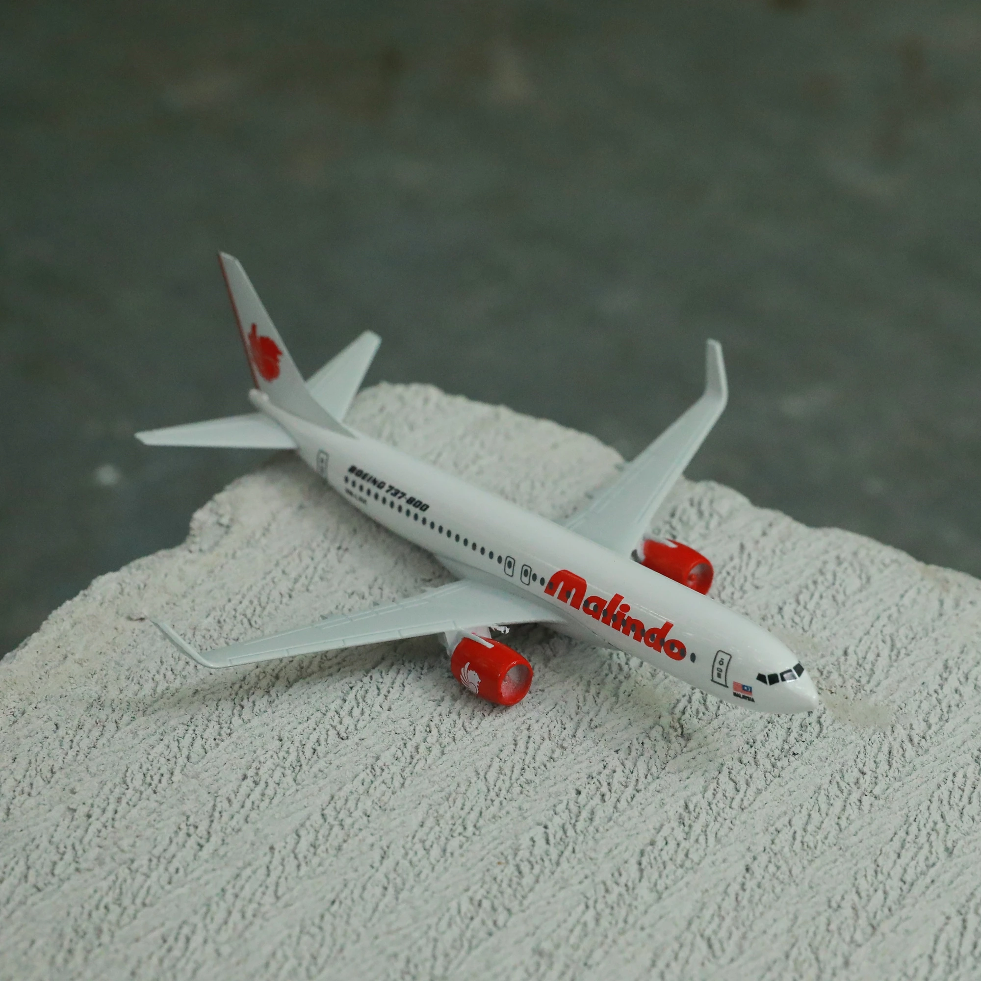 

Малазийский малазийский Боинг 737, модель самолета 6 дюймов, металлический самолет, литый под давлением, коллекция миниатюрных мото, Eduactional иг...