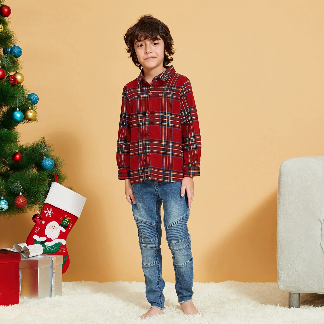 PatPat Hot Sales Mosaic Farty Series Sets Family Matching Clothing (Plaid Dresses-Plaid Button Front Shirts-Rompers) Sets