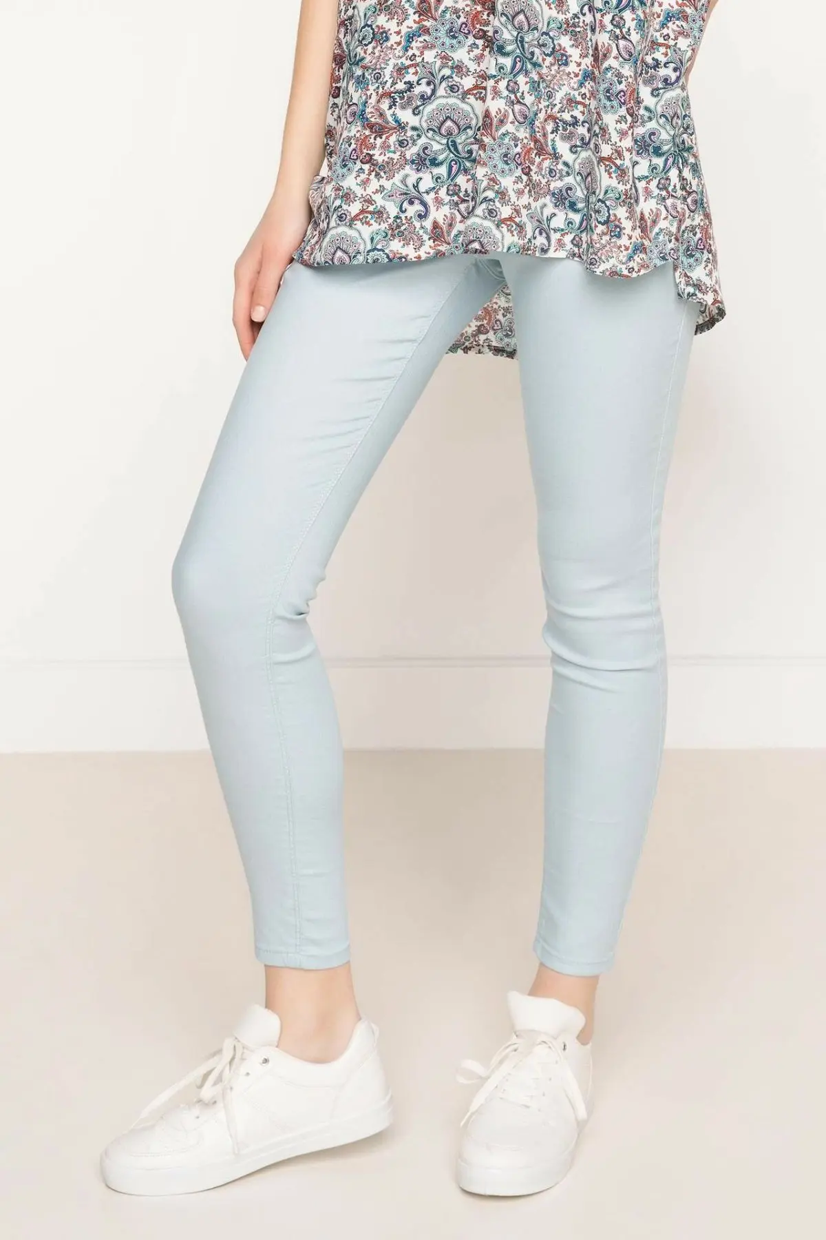 Женские обтягивающие брюки DeFacto повседневный светильник синего цвета узкие