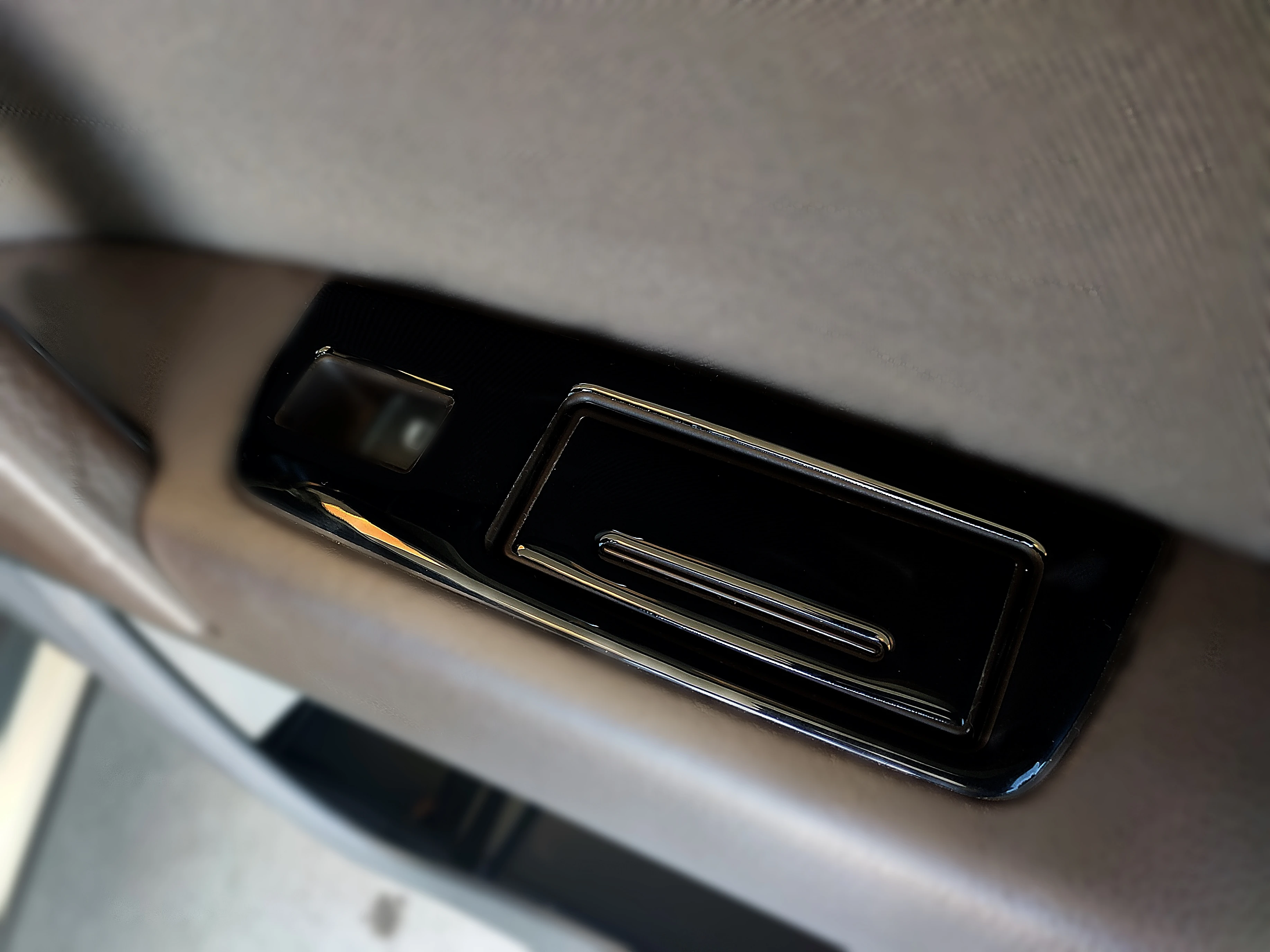 

For 2005 - 2014 Audi Q7 Full (Dashboard + Doors) Interior Trim Decorative Accessories Set Dash Piano Black Silver Wood Carbon