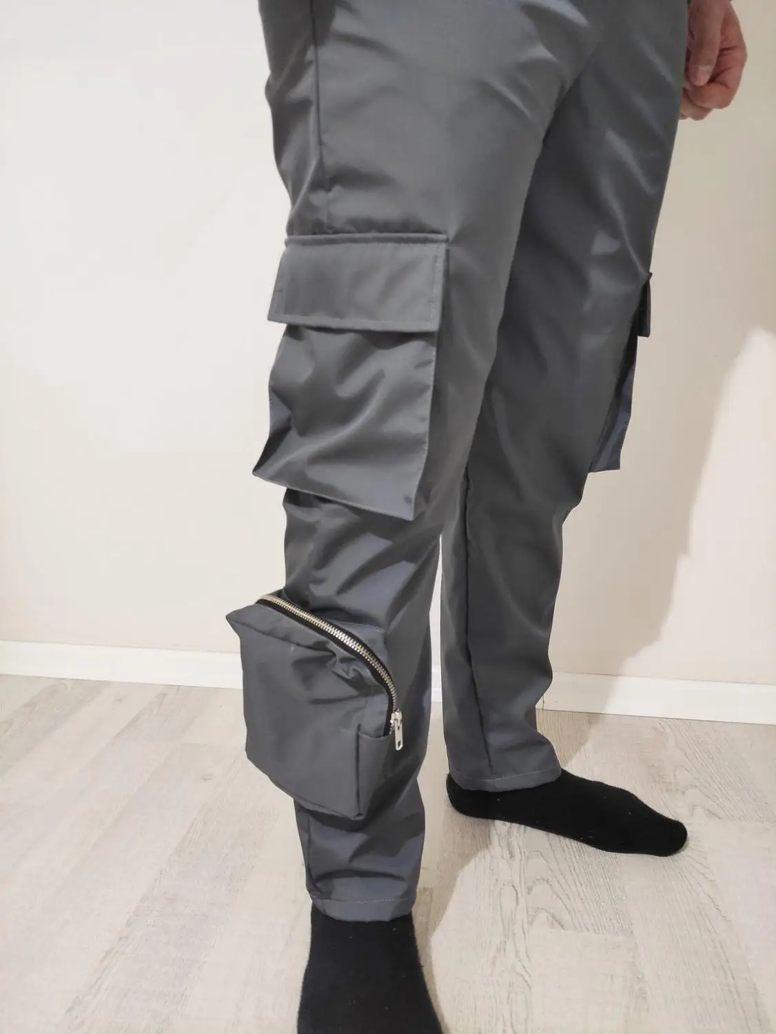 

2 Pcs SET / Removable Sleeve Men Fashion Detachable Cargo Waistcoat -Military Jacket