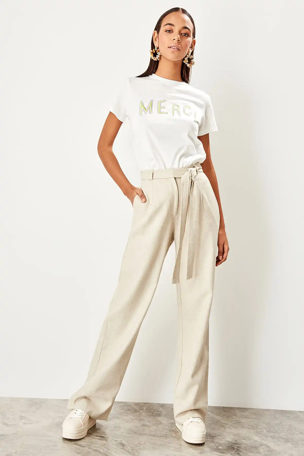 Trendyol каменная шнуровка детальные брюки TWOSS19AP0202 | Женская одежда