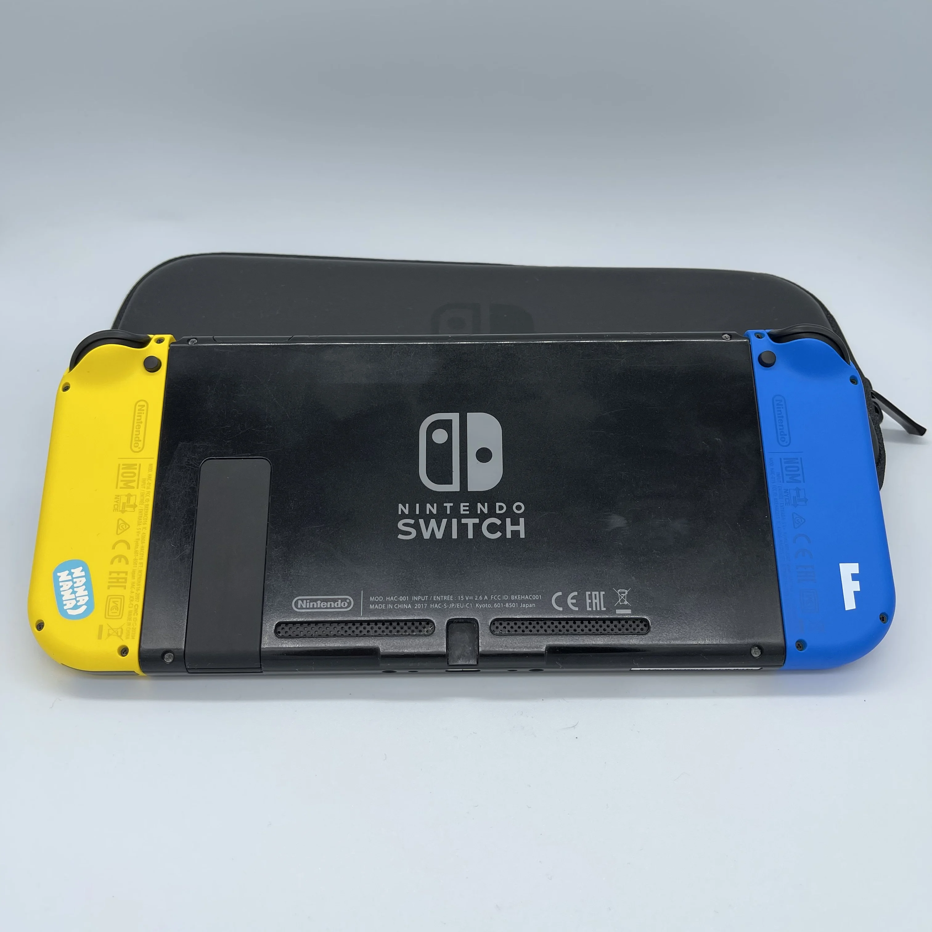 Nintendo Switch 32 GB Neon Yellow/Blue + Ring Fit Adventure б/у (Nintendo Tinfoil Kefir версия 13.1.0). USED | Электроника