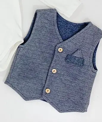 

CLOTHES FOR BOYS