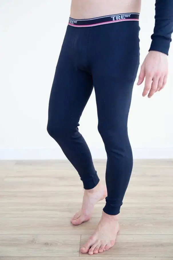 Мужской комплект термобелья из теплой трикотажной ткани с начесом по низу брючин