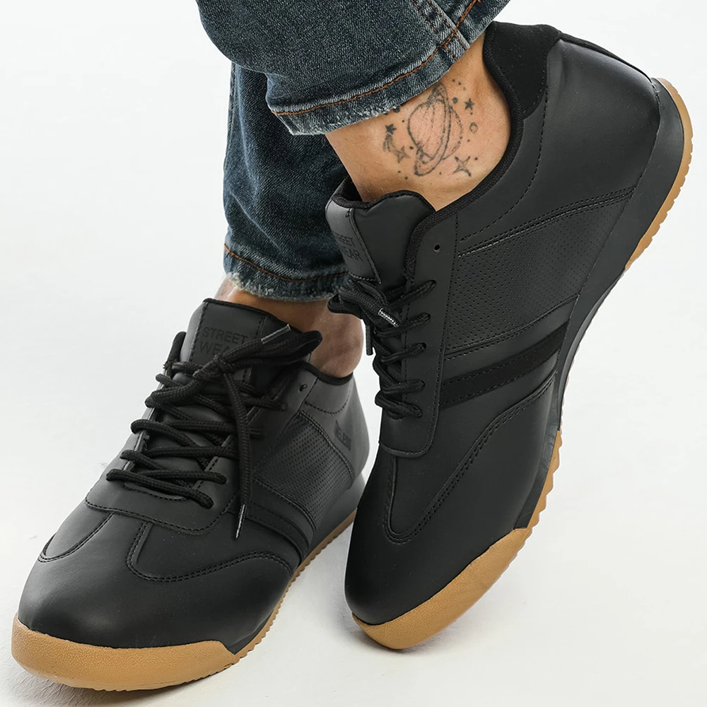 

Men's Sneakers Casual Men's Running Shoes Artificial Leather Black Color Lace-Up Normal Mold Casual Sports Walking Shoes Tennis Light Base Comfortable Flexible Fashion Orthopedic Breathable Letoon NKT02 Black
