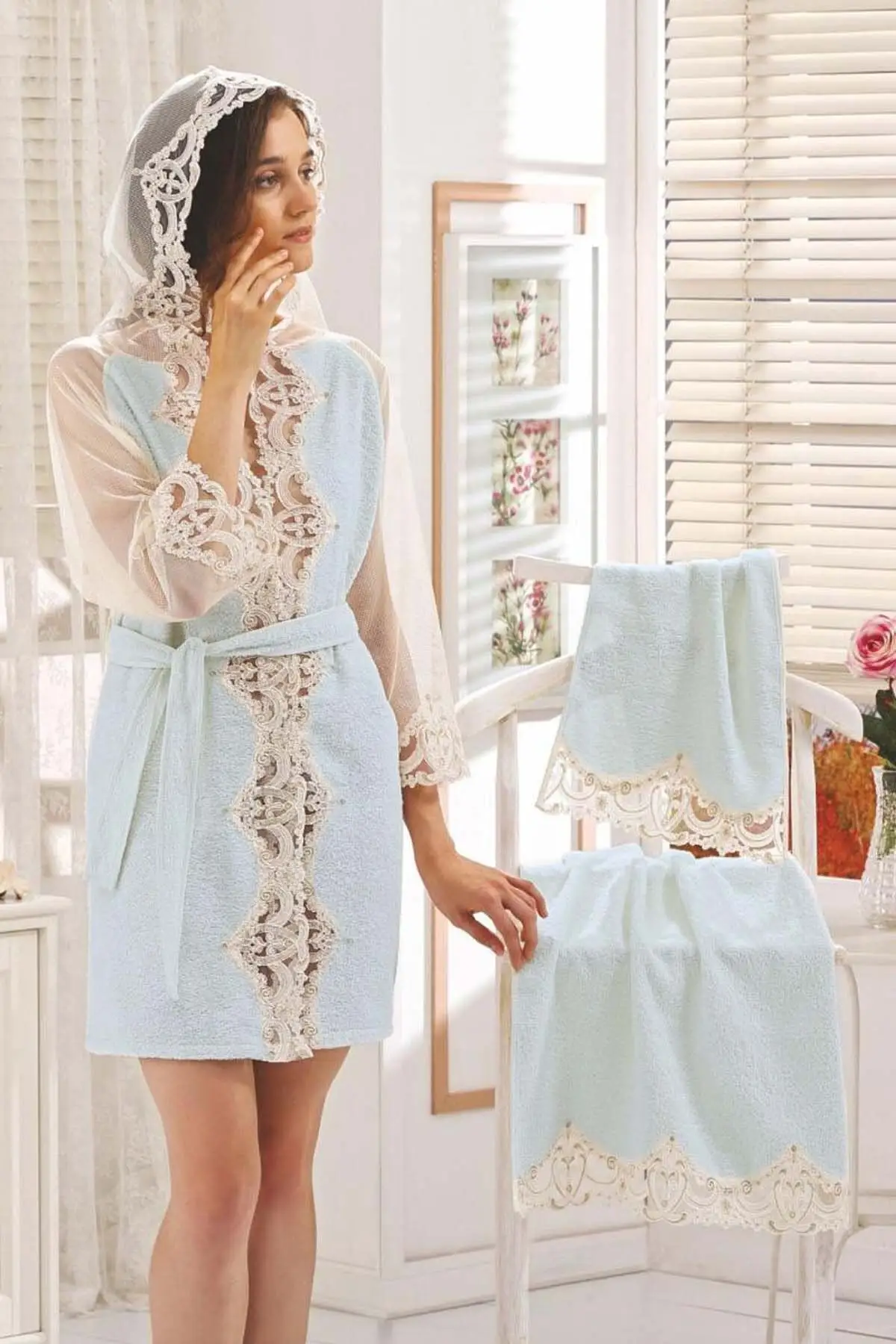 

Bathrobe Set for Ladies Bamboo Quality Stylish Design Embroidered Head Towel Elegant fashionable Female Woman vns2
