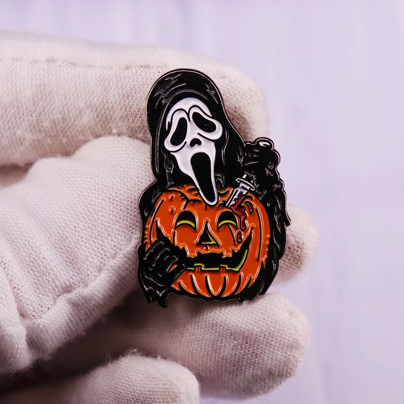 Фото Эмалированная брошь с изображением крика грозди тыквы фильмов ужасов Хэллоуин