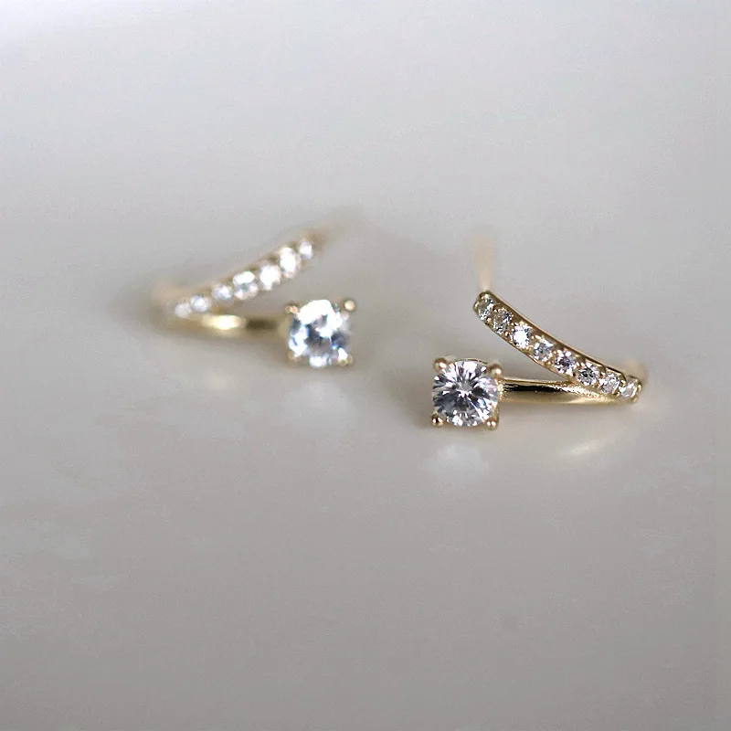 CZ Цирконовые серьги в форме буквы V, изысканные маленькие серьги для женщин, ювелирные изделия, лучший подарок для подруги, Бижутерия Femme, День рождения.