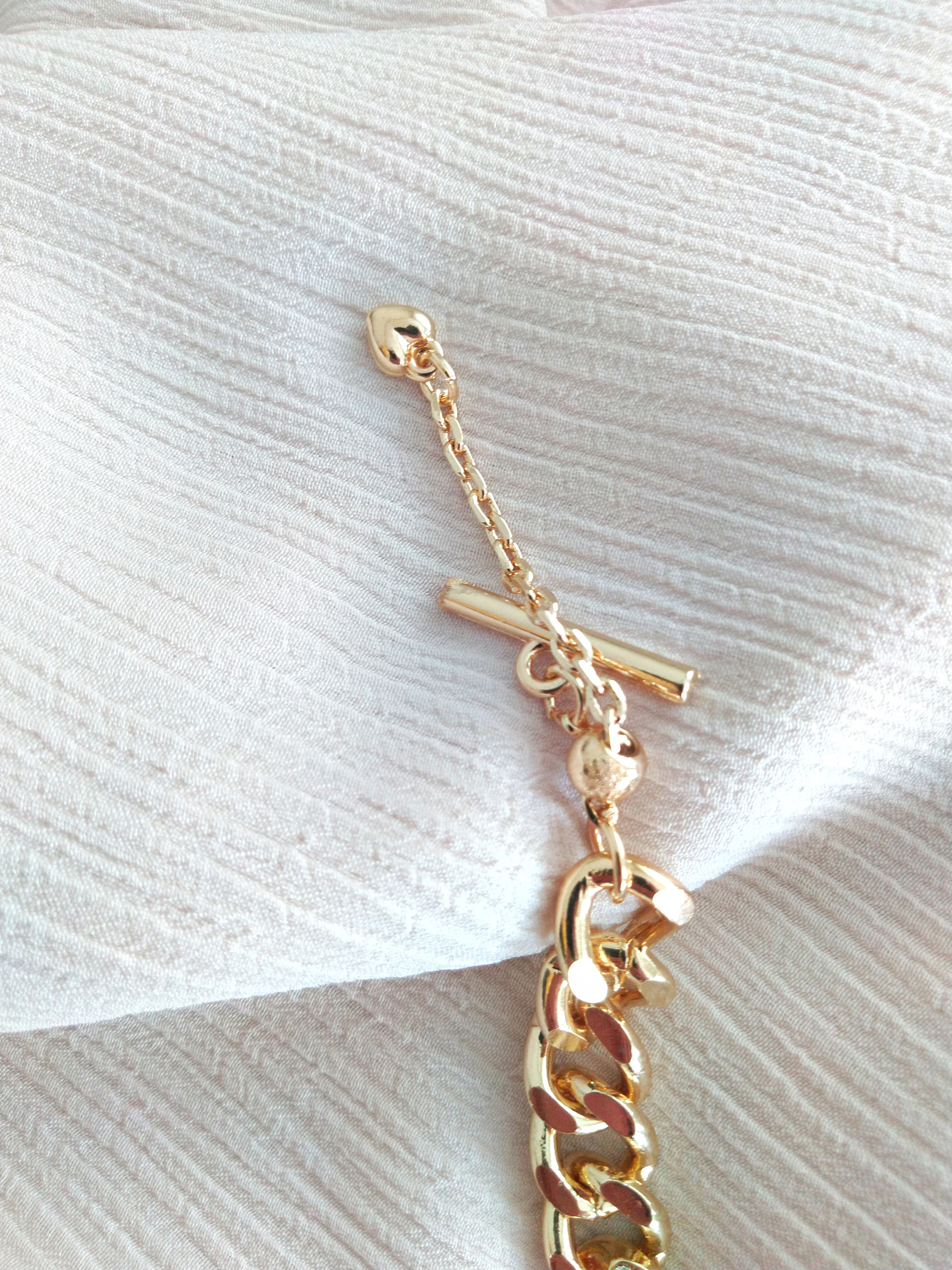

Imported Gold Plated Stone Design Adjustable Women's Chain Lift VIP Bracelet