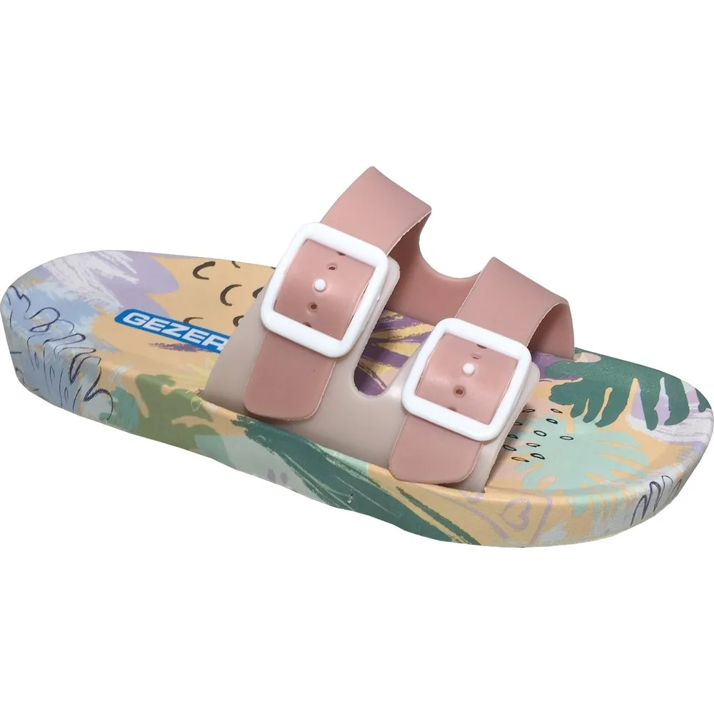 

With the Non Slip Sole Women's Slippers Beach Pool Garden Slippers