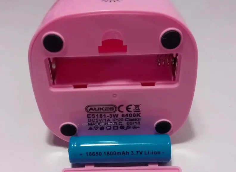 Настольная лампа с подставкой для телефона и аккумулятором | Лампы освещение