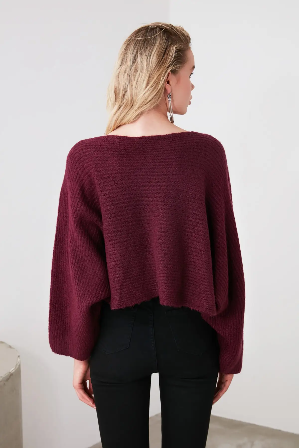 

Trendyol Boat Neckline Knitwear Sweater TWOAW20FV0054