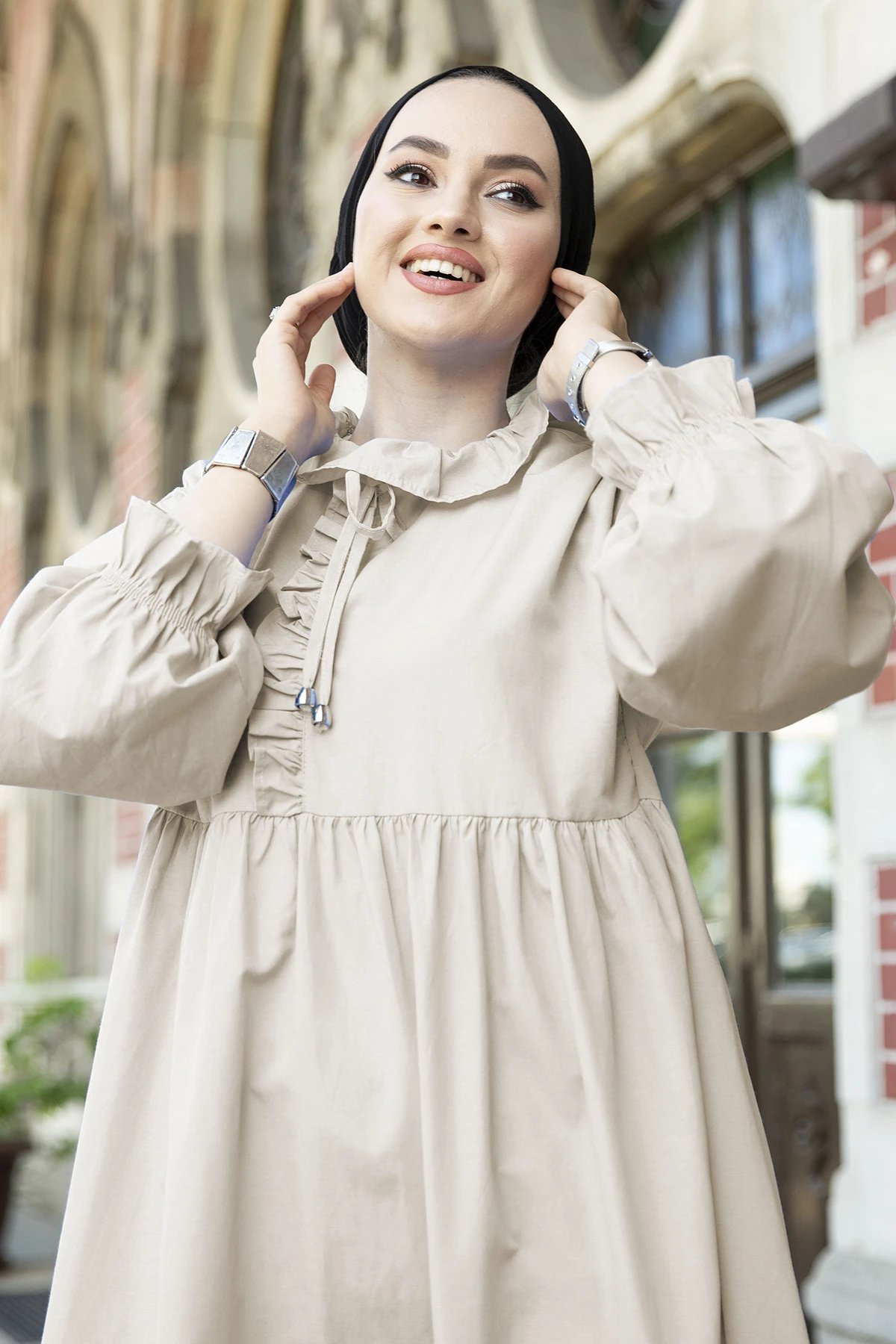 

Frilly Collar Poplin Dress Islamic Dress Woman Muslim Wear Fashion