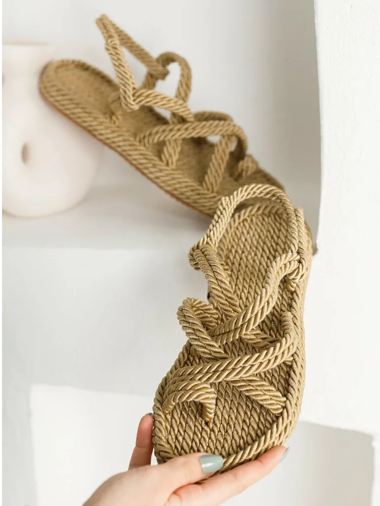 Женские летние туфли на шнуровке с ремешком и пряжкой | Обувь