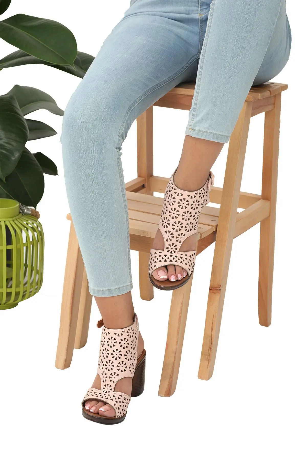 Women Heels Shoes Sandals Summer New Shoes Female Gladiator Rome Motif Ankle Strap Open Toe High Heel Women's Shoes 2021 Summer