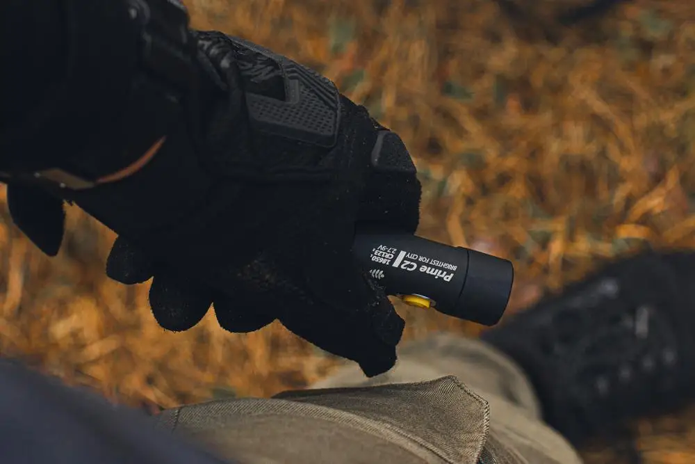 Светодиодный Фонарь Armytek Prime C2 XP L 1250 LED Lumens + Магнитная зарядка 18650 Li Ion аккумулятор