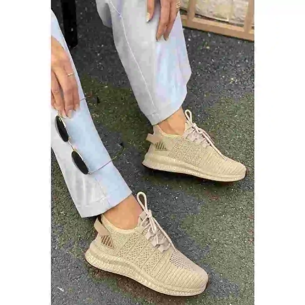 

Trend 2021 New High Comfortable Shoe Shoes Running Breathable Unisex Casual Lightweight Quality