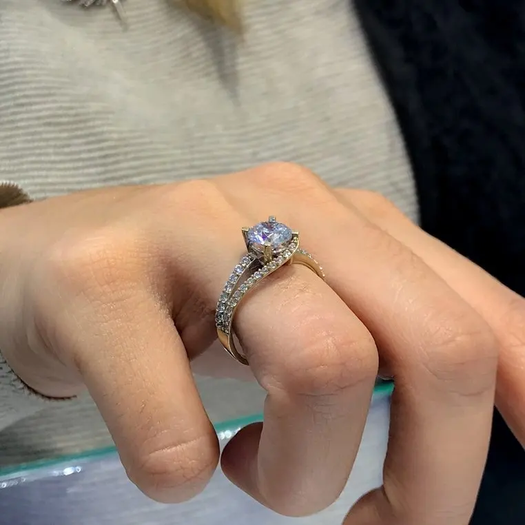 値段 スパイラル婚約デザイン 8 スターリングゴールドの婚約指輪