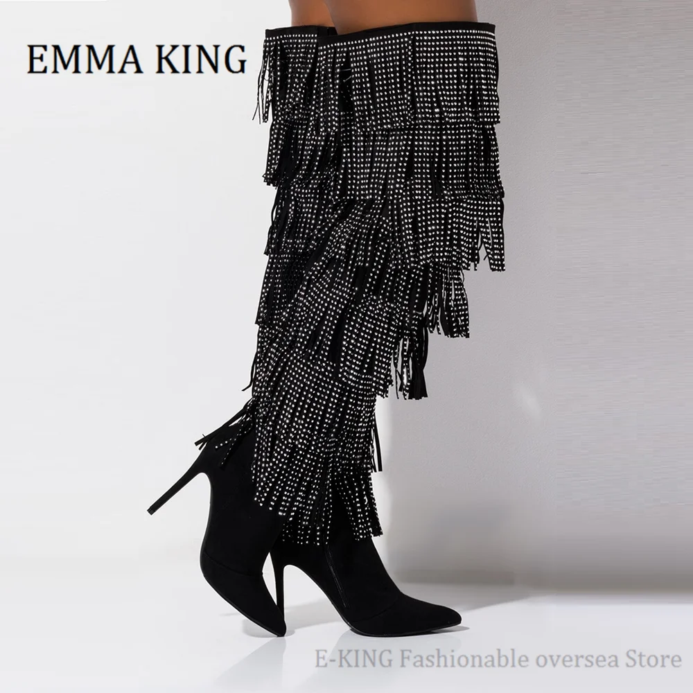 Женские сапоги выше колена с кисточками пикантные до бедра острым носком и