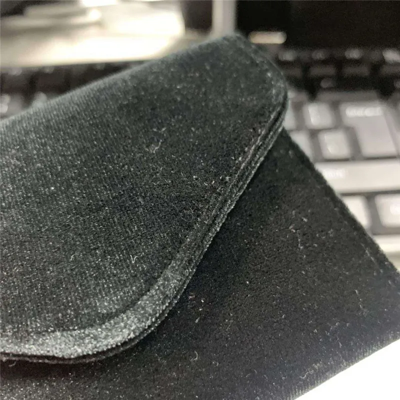 

KPOP GDRAGN PEACEMINUSONE Pocket Plush Wallet