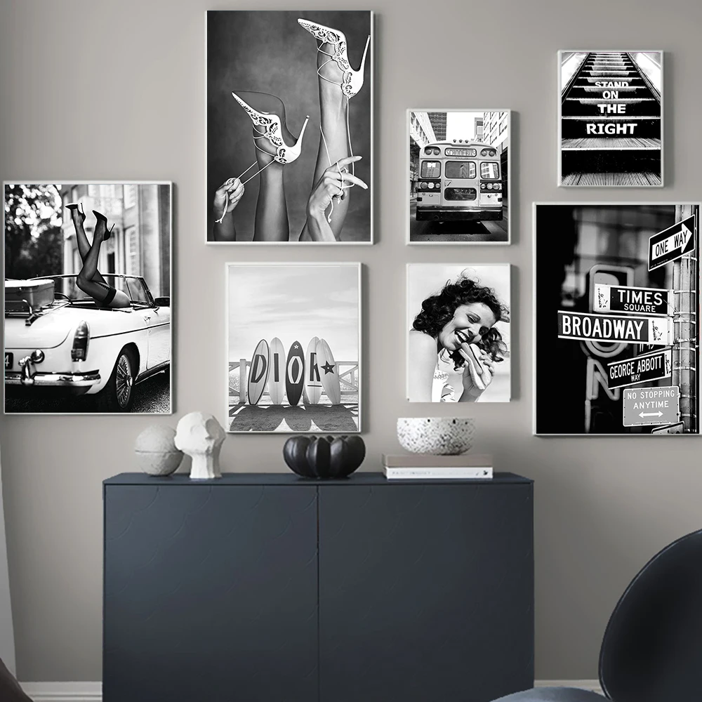 

Nordic Vintage Fashion Paris Brand Poster Print Star Dog Bus Wall Art Canvas Painting Black White Picture Living Room Home Decor