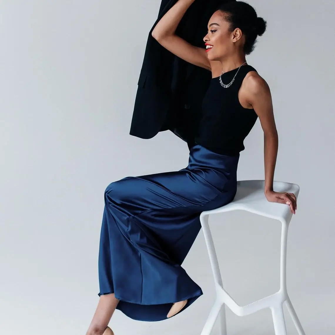 

New Women High Waist Long Silk Skirts Plus Size Blue Office OL Lady Skirt Fashion Glossy Satin Skirts Womens Ankle Length