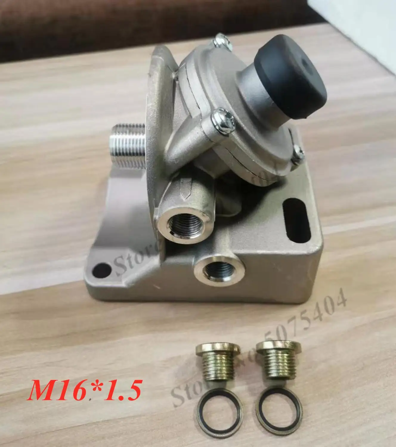 PL270 PL420 housing cover truck parts turbochager diesel engine fuel filter separator head Base with pump M16*1.5