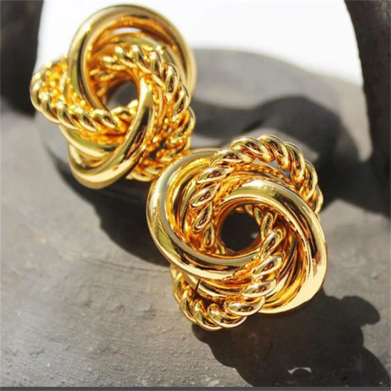 

2021 New Retro Twist Woven European And American Medieval Circle Earrings Women
