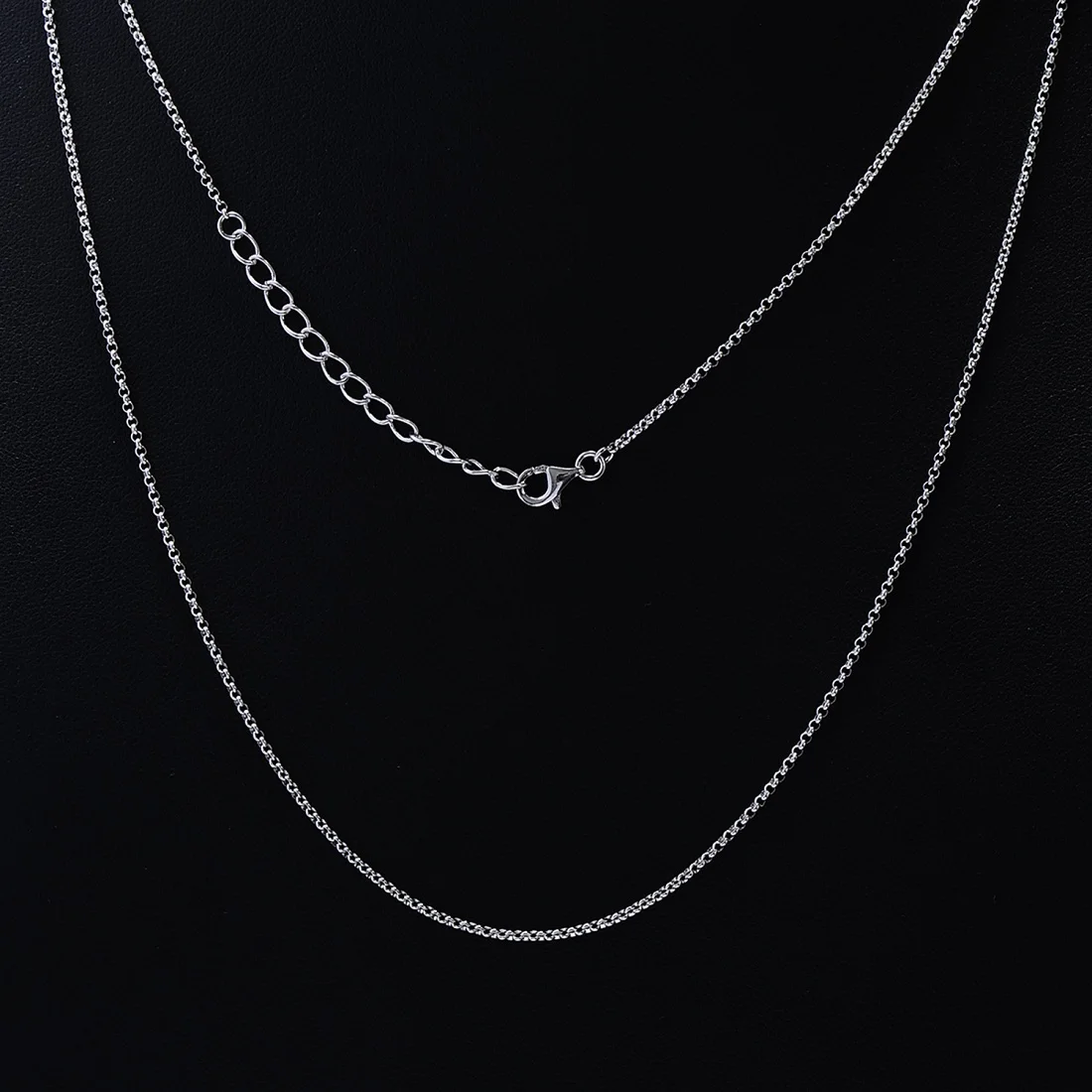 

Simple Silver Necklace