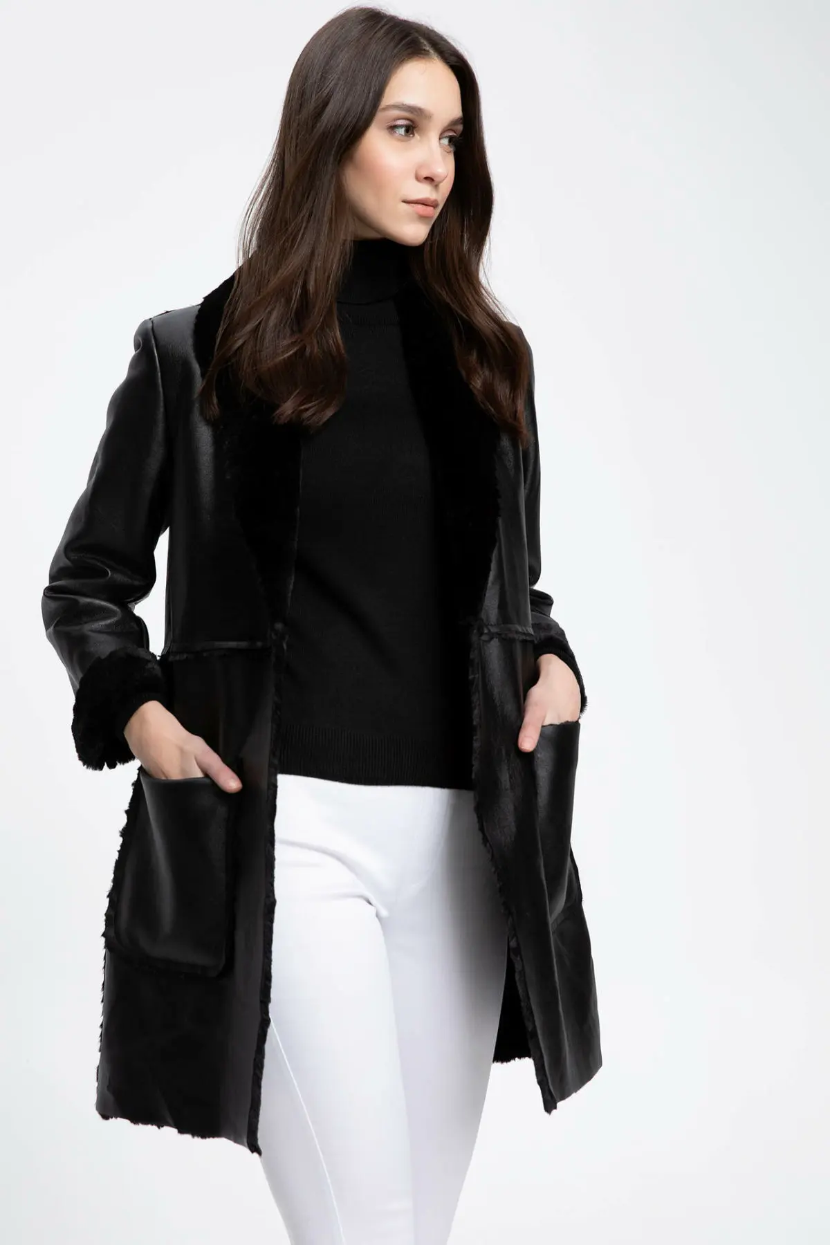 DeFacto Женская модная длинная куртка из искусственной кожи с воротником лацканами