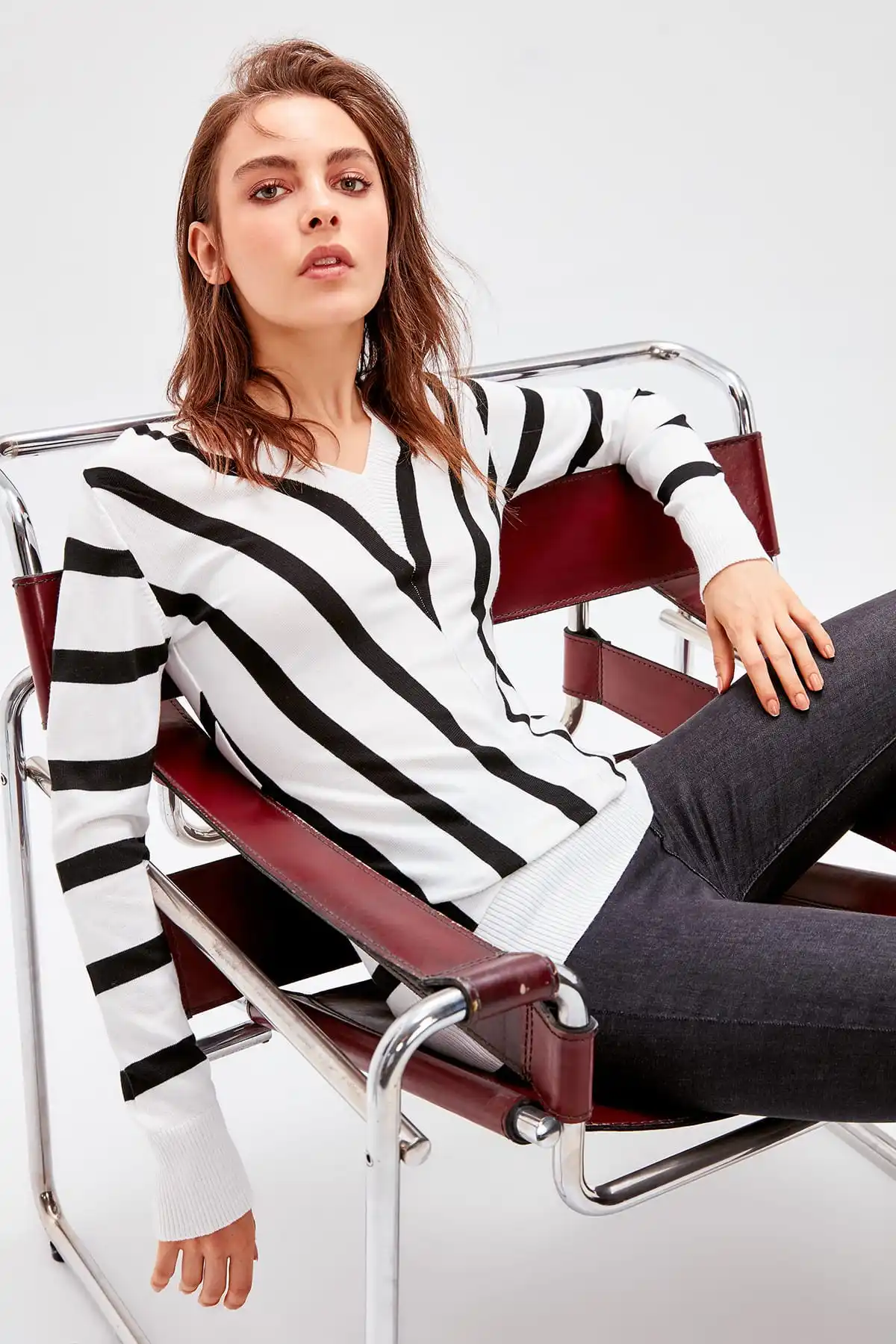 Trendyol женщины экрю продольные полосатые трикотажные изделия свитер TWOAW20GO0009| |