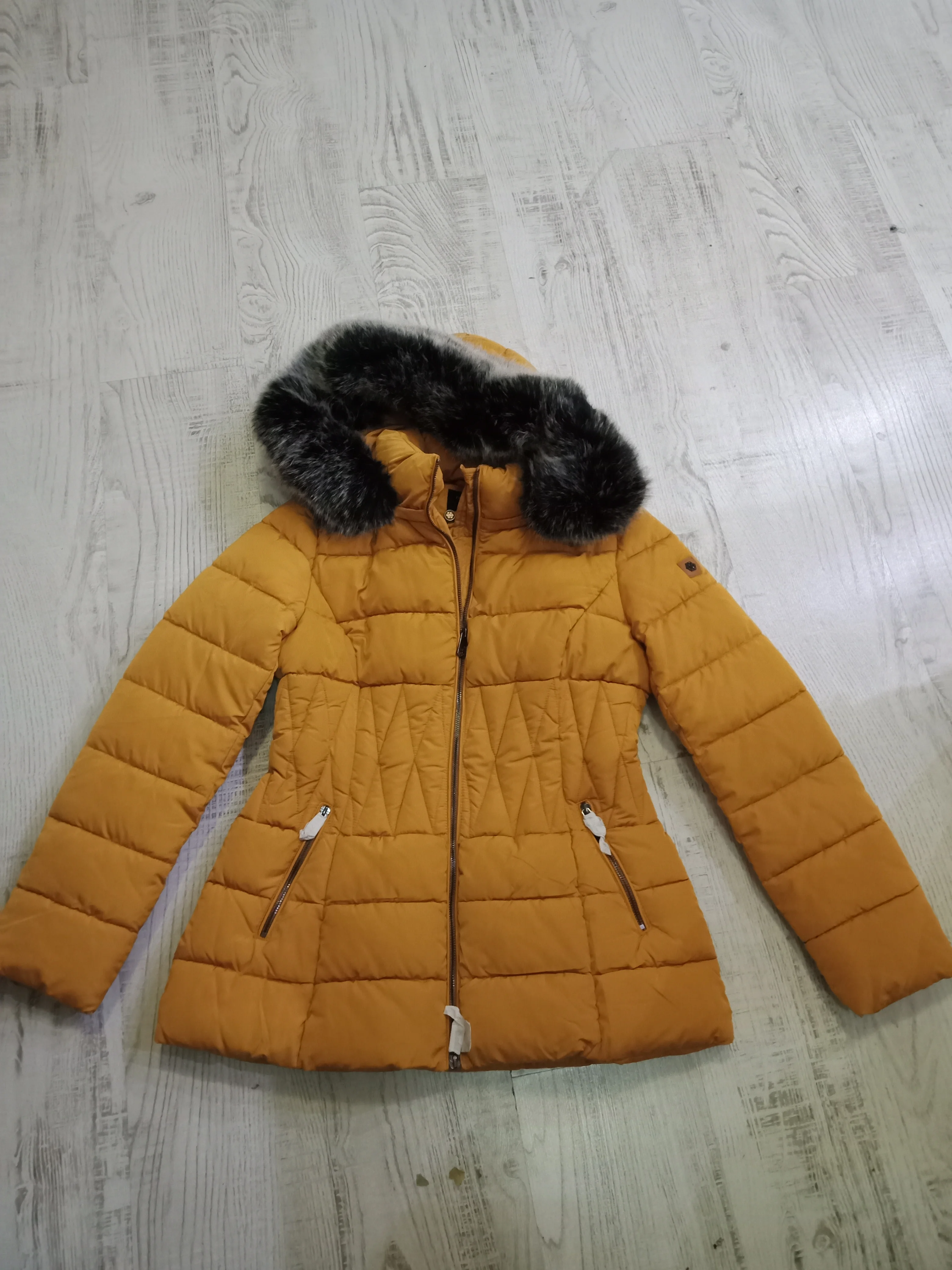 Хардал бургунский ренкlerde кабан капань Монт | Женская одежда