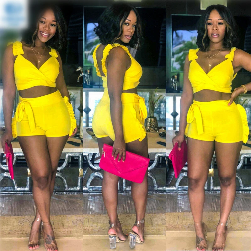 Комплект из двух предметов летний женский короткий топ и шорты с высокой талией