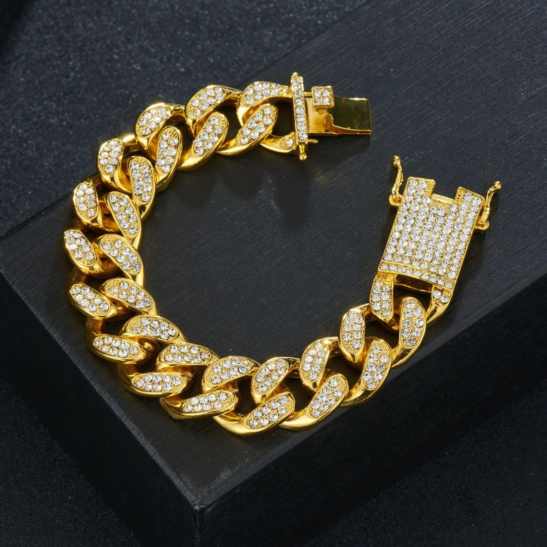 

Miami Curb Cuban Chain Necklace Woman 19mm Gold Color Iced Out Paved Rhinestones Rapper Cuban Link Necklaces Men HipHop Jewelry