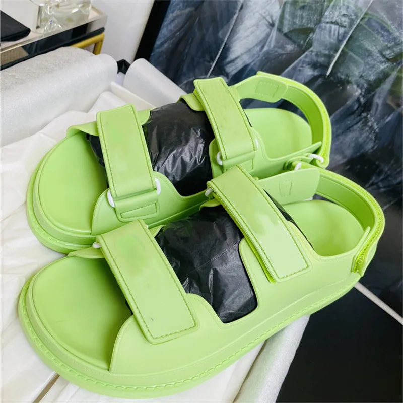 

Early Spring Holiday Series Luxury Designer Women's Classic Color Flat Bottomed Open Toe Sports Sandals Leisure Sandals