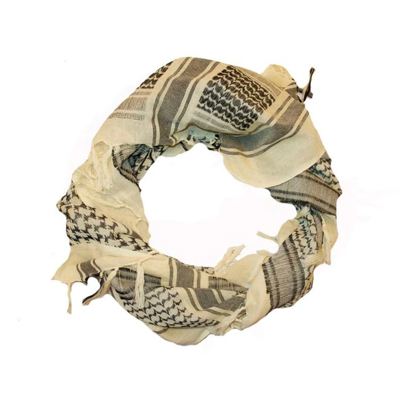 Арафатка светло-желтого цвета