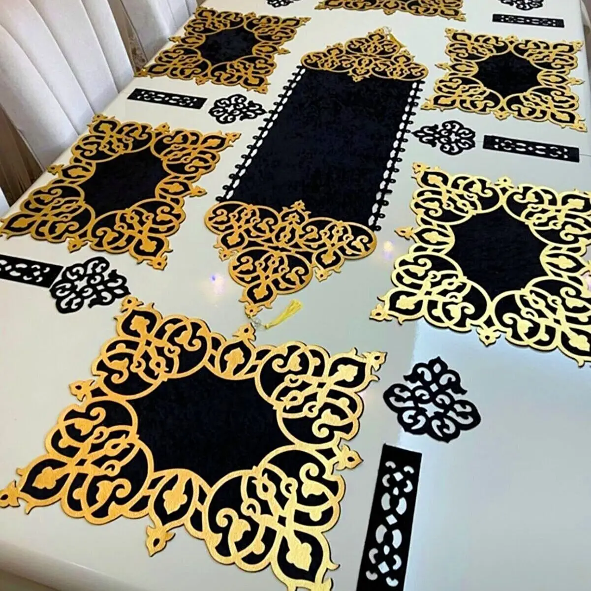 Luxury Table Runner Set 6 Persons Gold Silver Table Runners Modern Home Tablecloth Tableware Dining Decor Wedding Table Decor