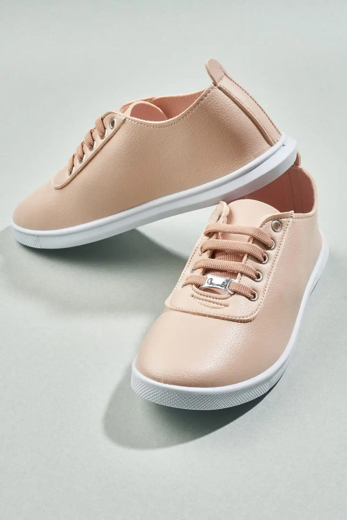 Бэмби привести женские кроссовки H0543400109 | Обувь